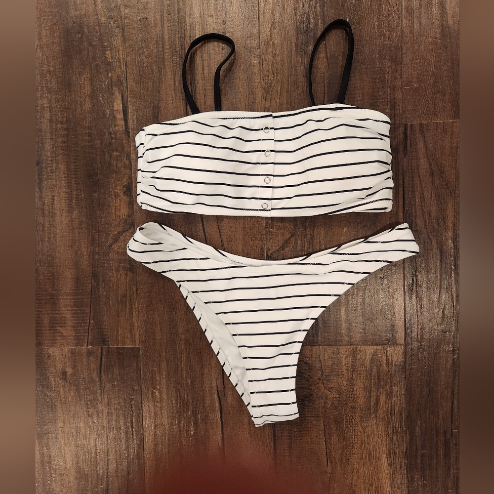 New Cupshe White & Black Striped Bikini